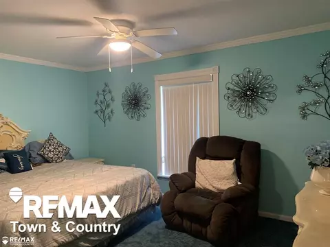 Bedroom - 1260 Springborrow, Flint, MI 48532 photo 2 of 6