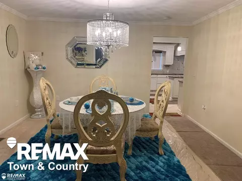Dining - 1260 Springborrow, Flint, MI 48532 photo 2 of 3