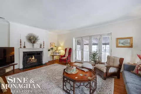 Living - 30 Cranford, Grosse Pointe, MI 48230 photo 1 of 2