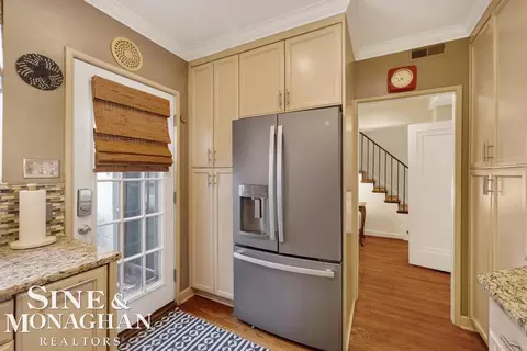 Kitchen - 30 Cranford, Grosse Pointe, MI 48230 photo 4 of 4