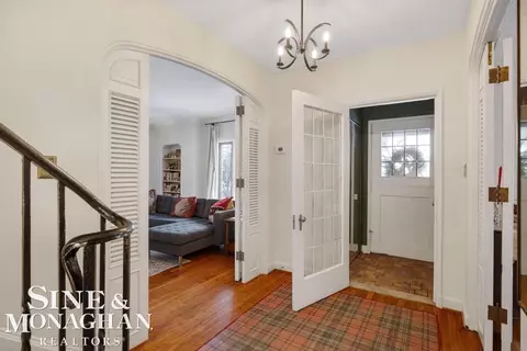 Entry Way - 30 Cranford, Grosse Pointe, MI 48230 photo 3 of 4