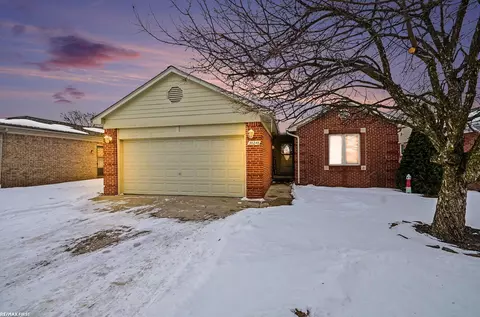 30240 Madison, Warren, MI 48093