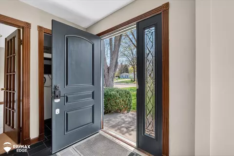 Entry Way - 8454 Wesley, Flushing, MI 48433 photo 1 of 4