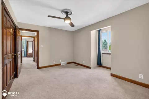 Bedroom - 8454 Wesley, Flushing, MI 48433 photo 6 of 9