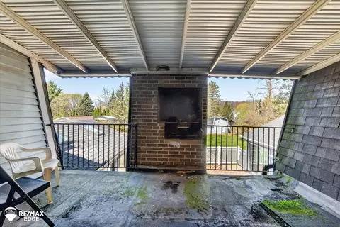 Exterior - 8454 Wesley, Flushing, MI 48433 photo 8 of 21