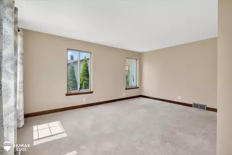 Living - 8454 Wesley, Flushing, MI 48433 photo 1 of 7