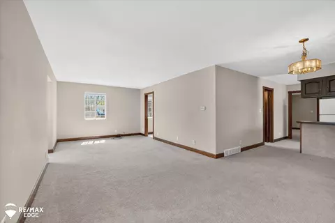 Living - 8454 Wesley, Flushing, MI 48433 photo 5 of 7