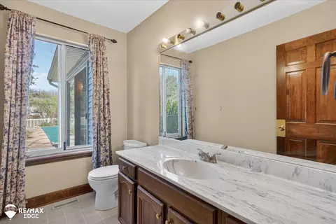 Bath - 8454 Wesley, Flushing, MI 48433 photo 1 of 5