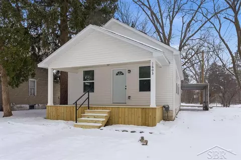 1603 W W Un, Midland, MI 48640
