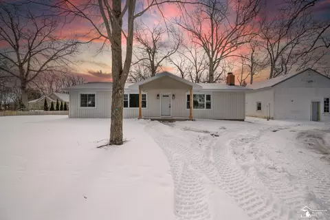 2933 W Dean, Lambertville, MI 48144