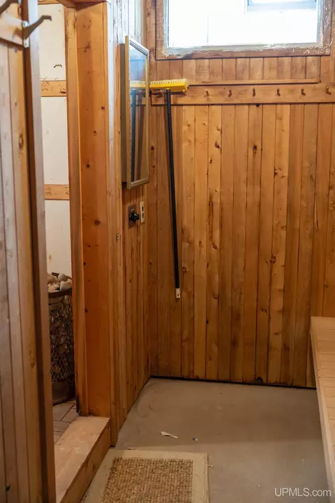 Bath - 1485 S Westwood, Ishpeming, MI 49849 photo 9 of 9