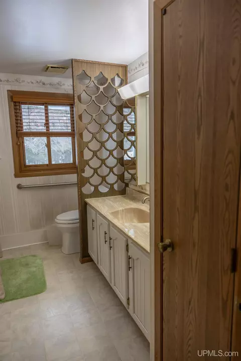 Bath - 1485 S Westwood, Ishpeming, MI 49849 photo 4 of 9