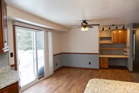 Living - 1485 S Westwood, Ishpeming, MI 49849 photo 7 of 9
