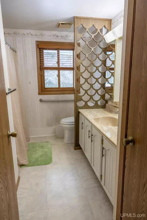 Bath - 1485 S Westwood, Ishpeming, MI 49849 photo 6 of 9