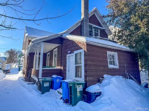 321 E Michigan, Marquette, MI 49855