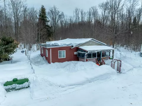 N290 N North Round Lake, Wetmore, MI 49895