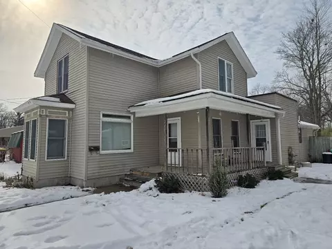 216 S Chapman, Chesaning, MI 48616