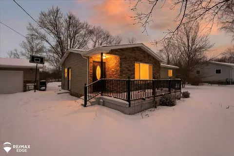 6161 Finch, Flint, MI 48506
