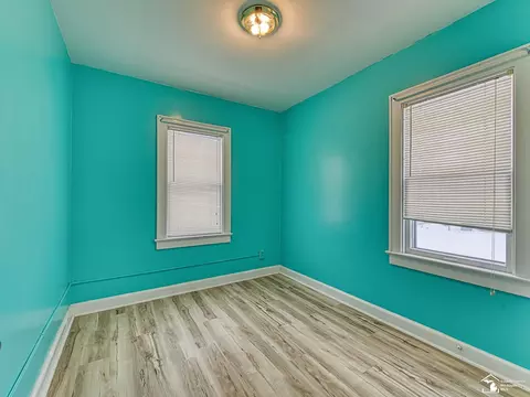 Bedroom - 870 Bryant, Jackson, MI 49202 photo 1 of 3