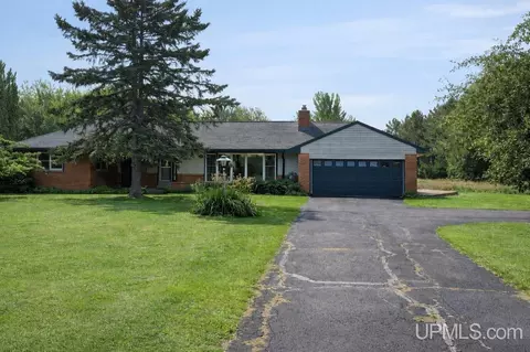 720 Parker, Ontonagon, MI 49953
