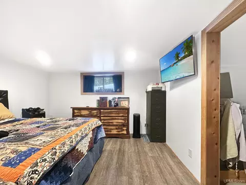 Bedroom - 4023 1375, Escanaba, MI 49829 photo 1 of 2