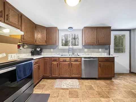 Kitchen - 4023 1375, Escanaba, MI 49829 photo 1 of 1