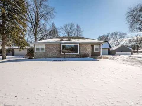 Exterior - 616 Cole, Monroe, MI 48162 photo 2 of 9
