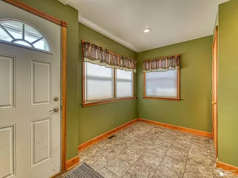 Entry Way - 616 Cole, Monroe, MI 48162 photo 1 of 3
