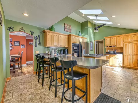 Kitchen - 616 Cole, Monroe, MI 48162 photo 2 of 4