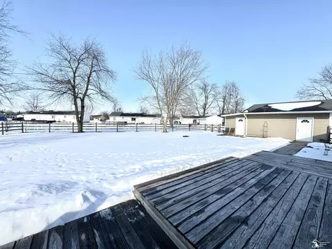 Exterior - 1826 Oak Leaf, Adrian, MI 49221 photo 7 of 12