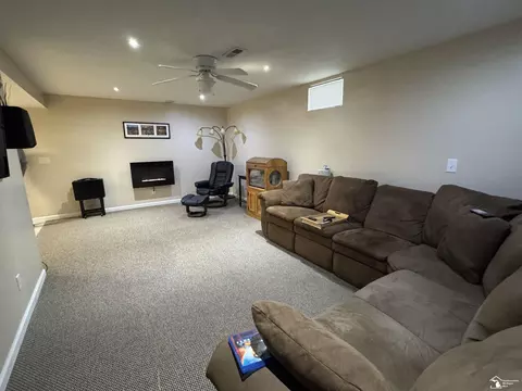 Living - 1826 Oak Leaf, Adrian, MI 49221 photo 3 of 3