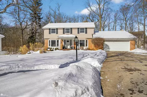 501 Westover, Grand Blanc, MI 48439