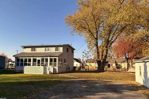 7820 Wagner, Ira, MI 48023