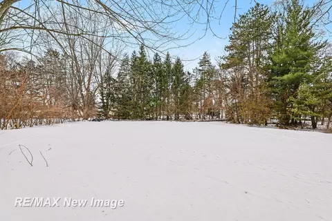 Exterior - 540 S Hemlock, Hemlock, MI 48626 photo 5 of 6