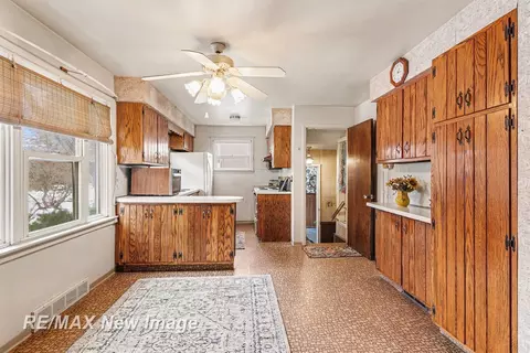 Kitchen - 540 S Hemlock, Hemlock, MI 48626 photo 1 of 3