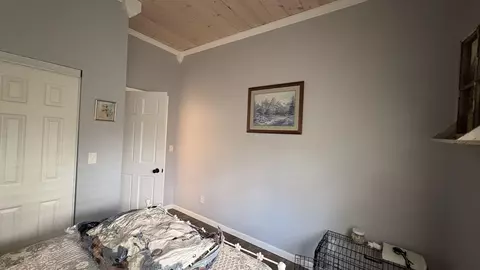 Bedroom - 810 E Arnold Lk, Harrison, MI 48625 photo 4 of 4
