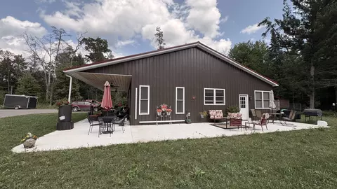 Exterior - 810 E Arnold Lk, Harrison, MI 48625 photo 5 of 7