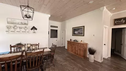 Entry Way - 810 E Arnold Lk, Harrison, MI 48625 photo 3 of 5