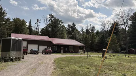 Exterior - 810 E Arnold Lk, Harrison, MI 48625 photo 4 of 7