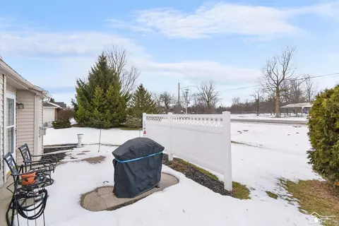 2416 Sutton, Temperance, MI 48182 photo 26