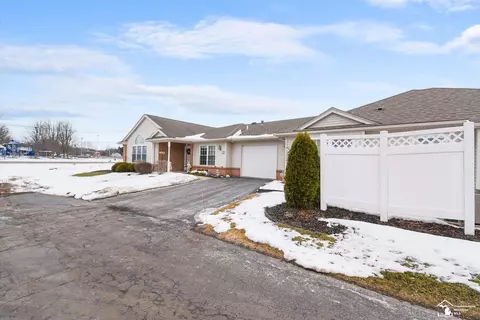 2416 Sutton, Temperance, MI 48182 photo 4