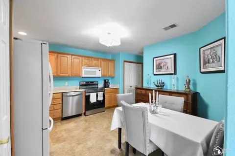 2416 Sutton, Temperance, MI 48182 photo 13