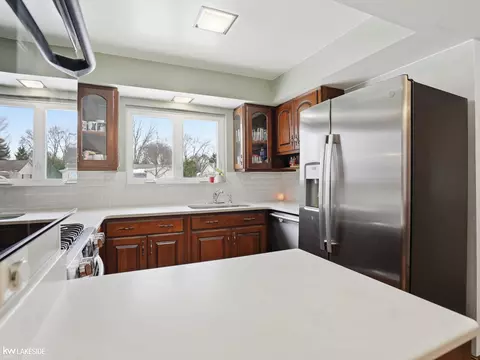 1291 Ashley, Troy, MI 48085 photo 16