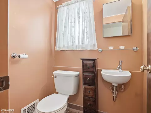 1291 Ashley, Troy, MI 48085 photo 26