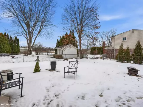 1291 Ashley, Troy, MI 48085 photo 7