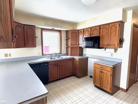 Kitchen - 8223 Meisner, Casco, MI 48064 photo 1 of 3
