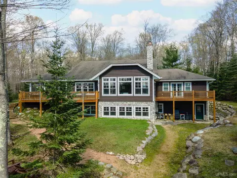 163 Homan Lk, Iron River, MI 49935