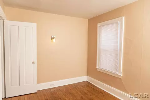 Bedroom - 169 Park, Adrian, MI 49221 photo 3 of 4