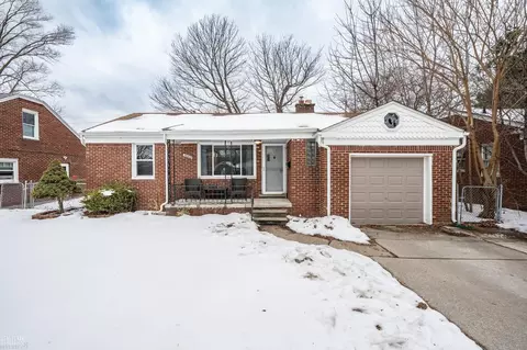 28313 Hughes, Saint Clair Shores, MI 48081