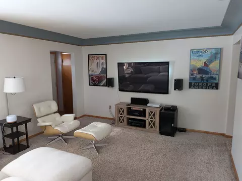 509 E Genesee St, Durand, MI 48429 photo 6